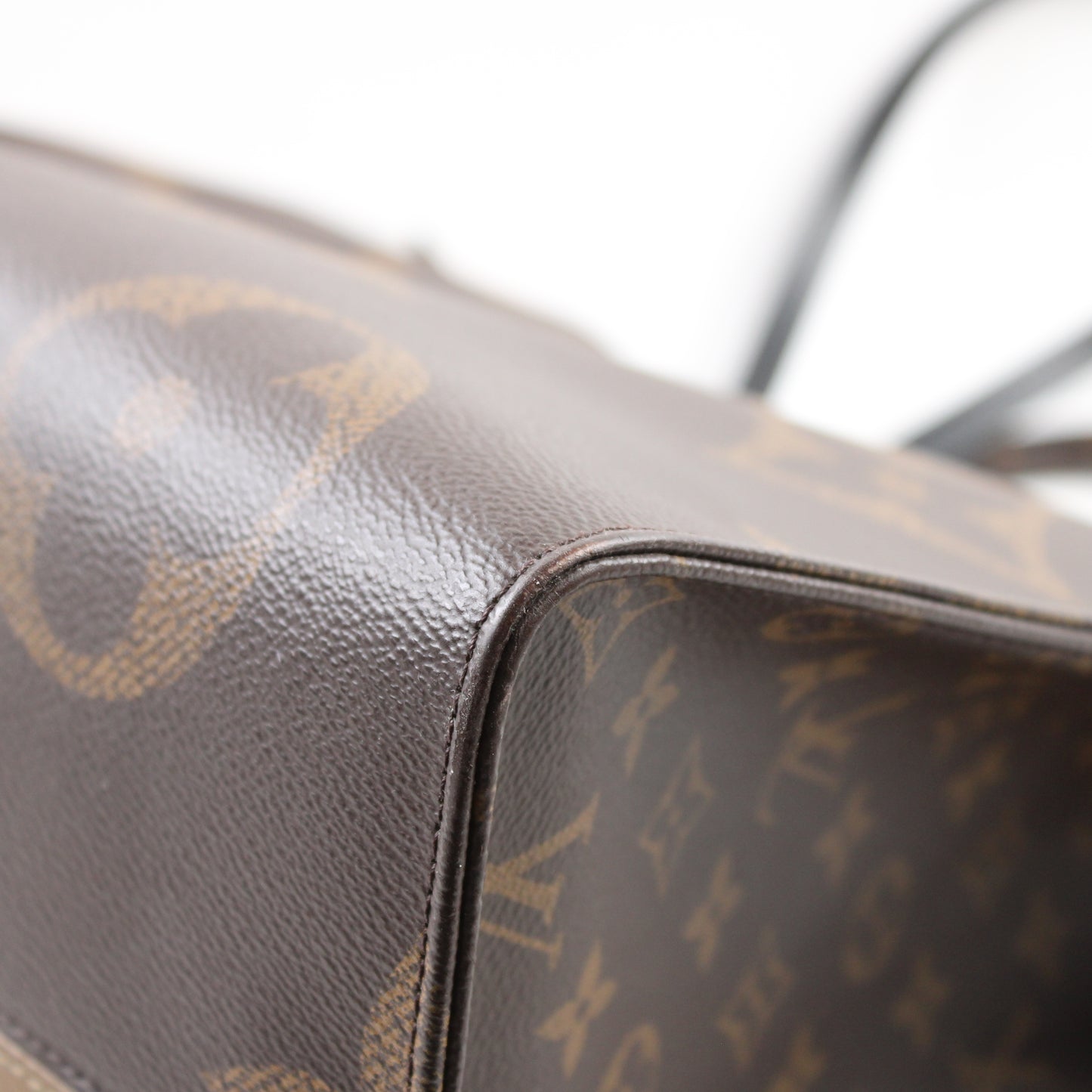Louis Vuitton OnTheGo Giant Reverse GM