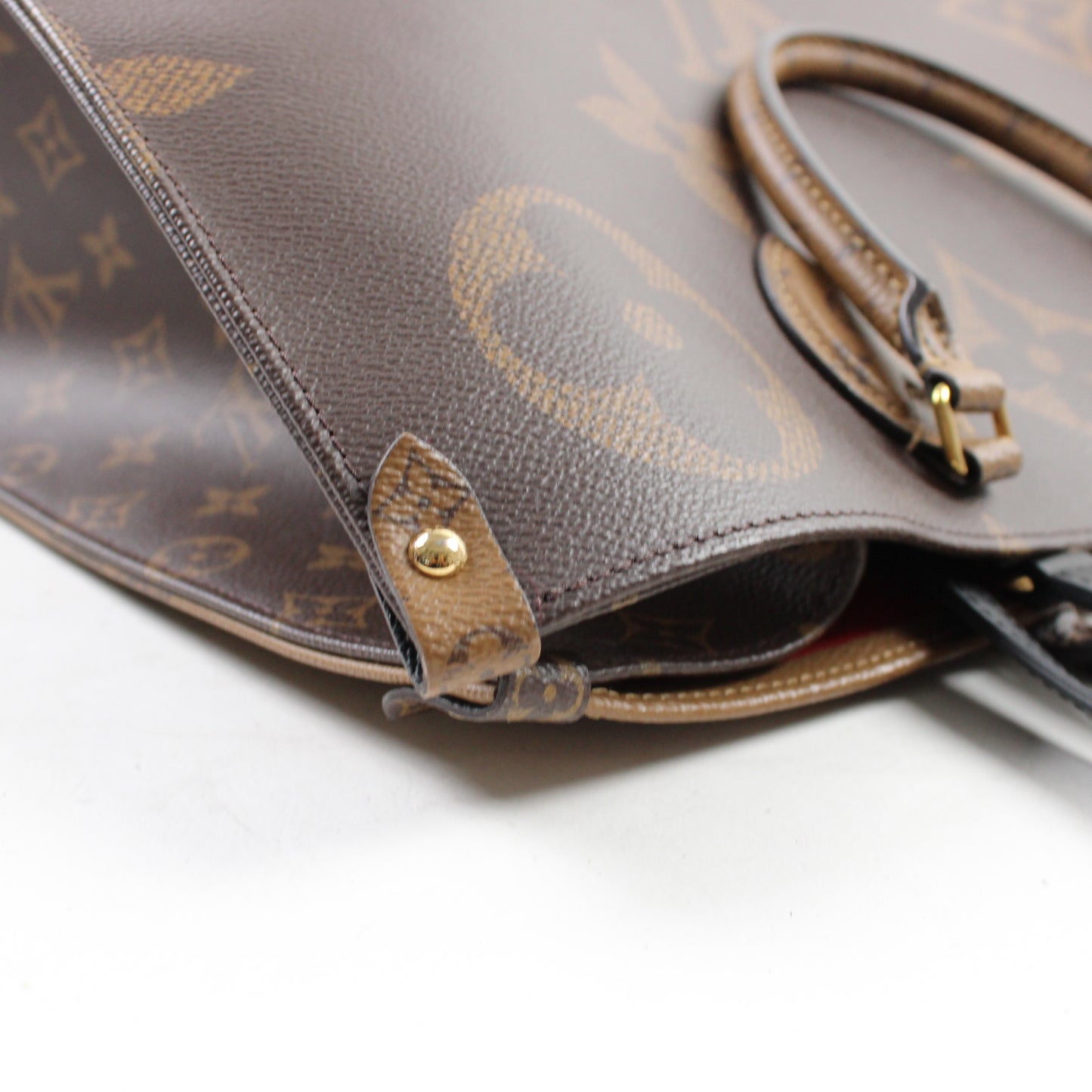 Louis Vuitton OnTheGo Giant Reverse GM