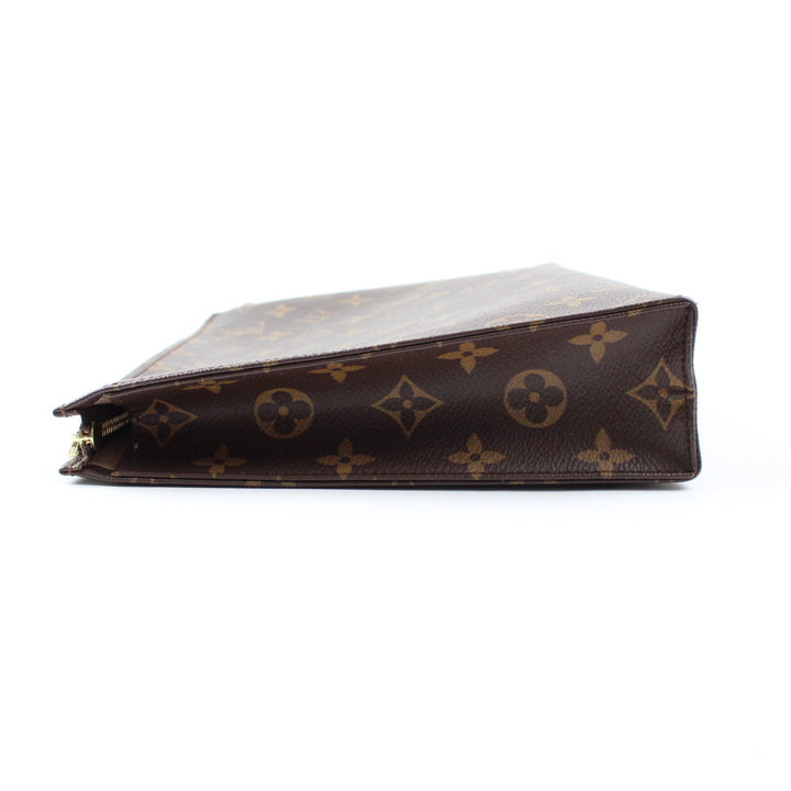 Louis Vuitton Pochette Toilette 26