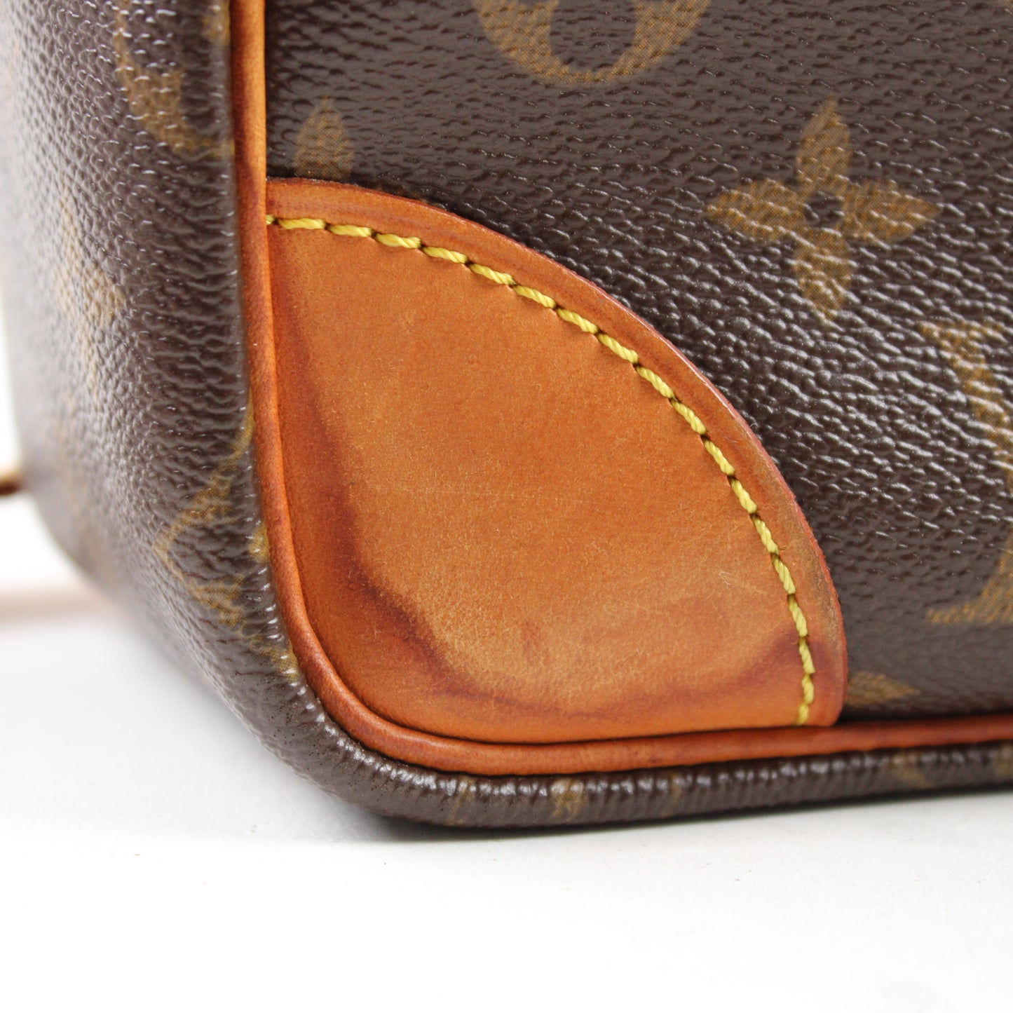 Louis Vuitton Trocadero Camera Bag Vintage