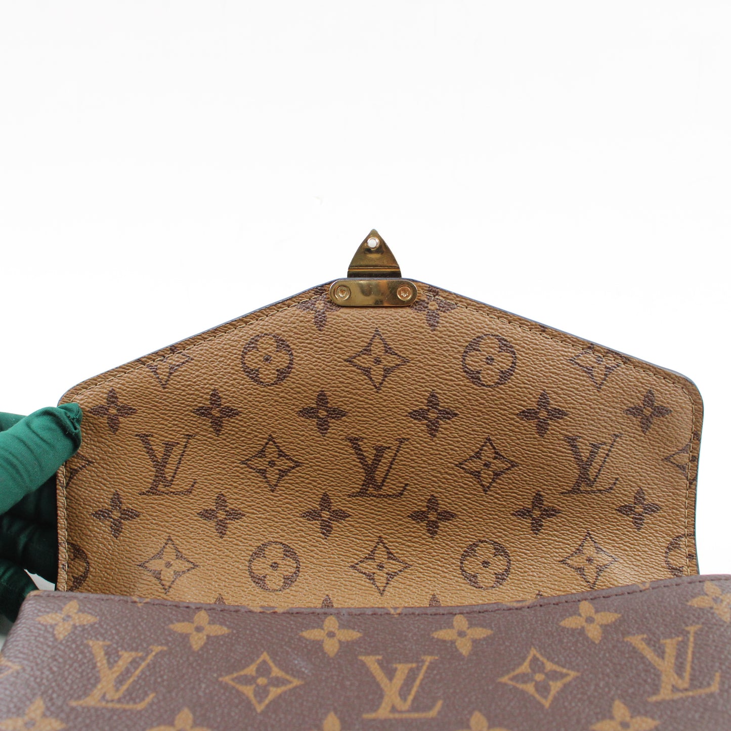 Louis Vuitton Pochette Métis Reverse