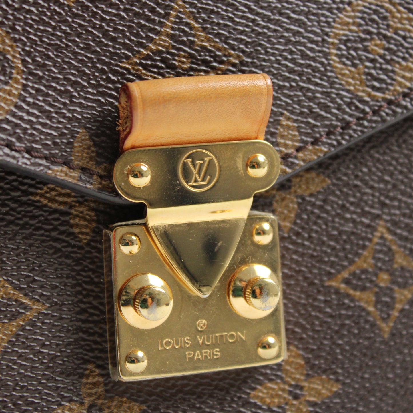 Louis Vuitton Pochette Métis Monogram