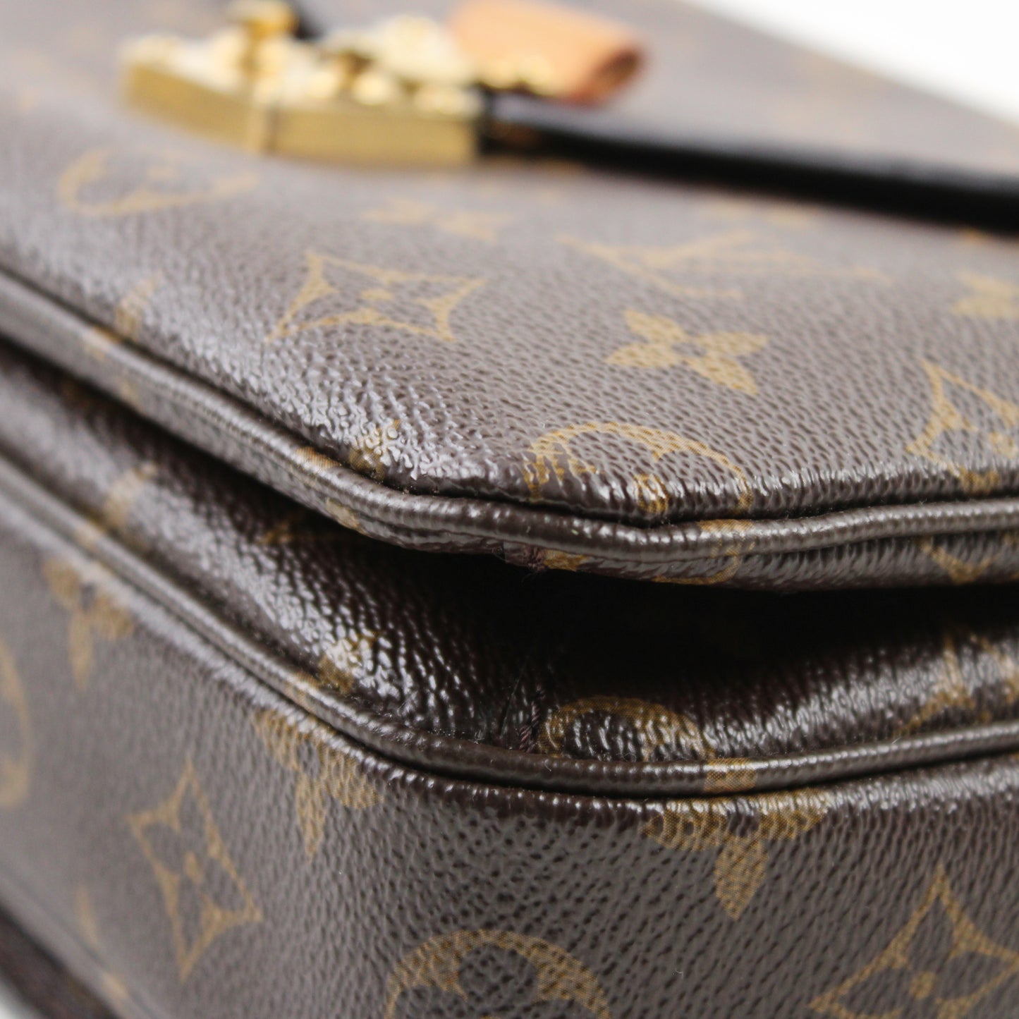 Louis Vuitton Pochette Métis Monogram