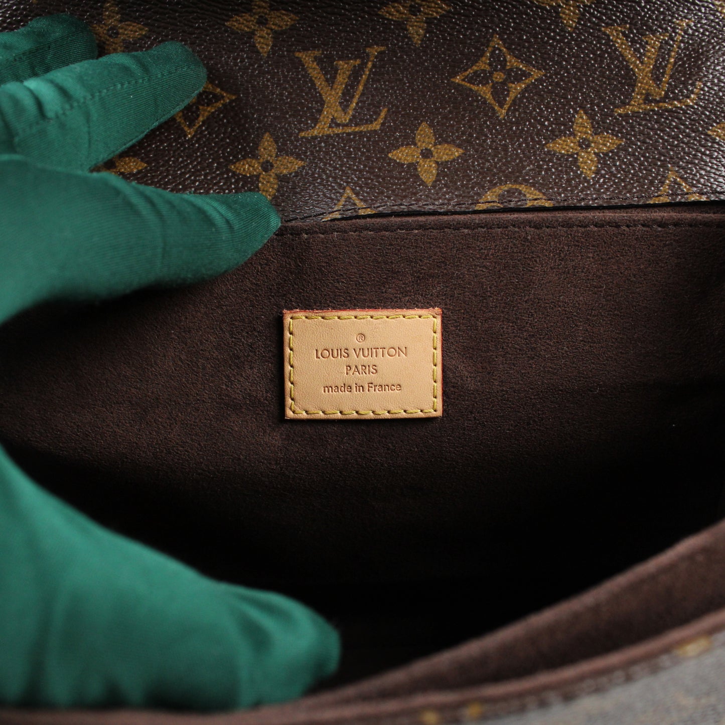 Louis Vuitton Pochette Métis Monogram