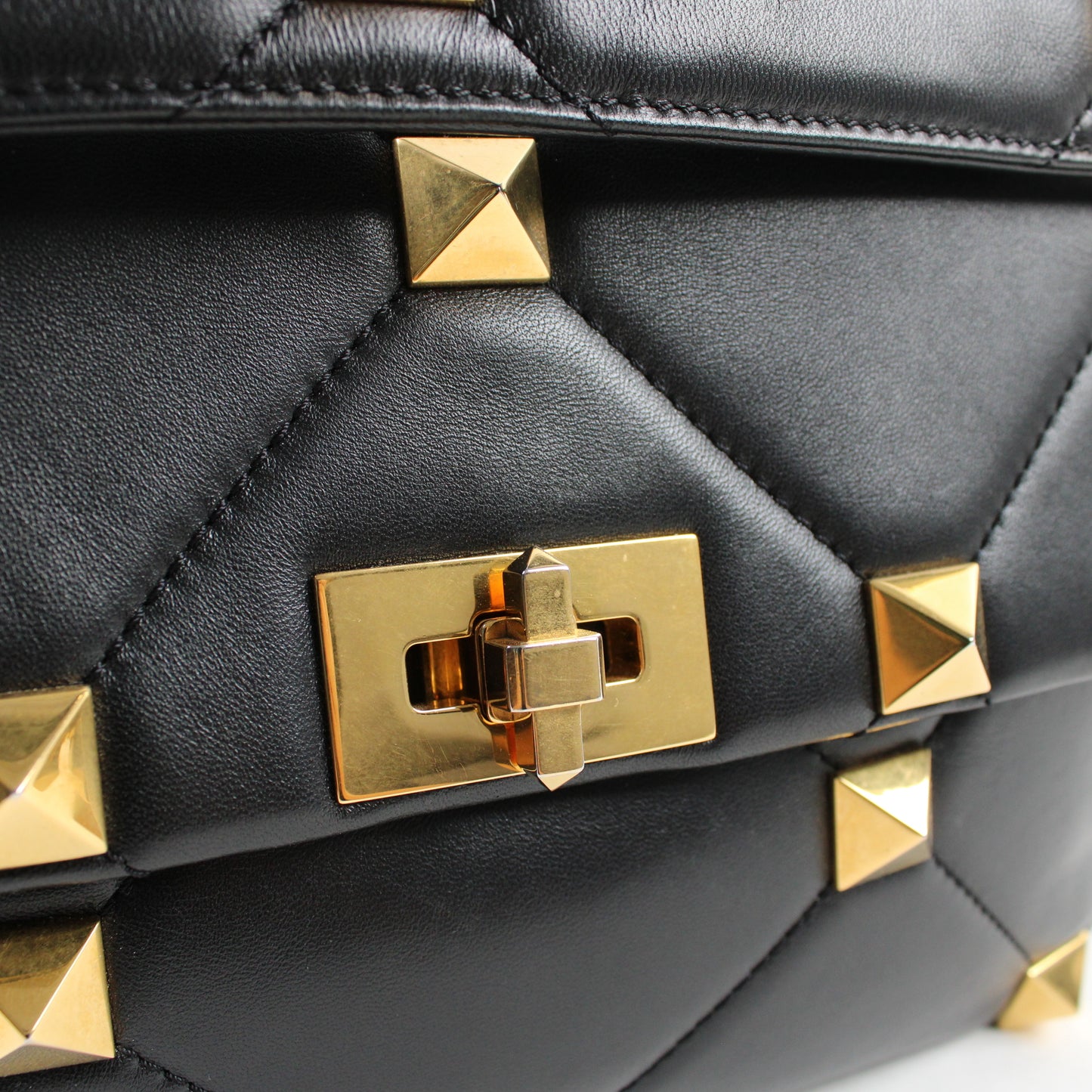 Valentino Garavani Roman Stud Large