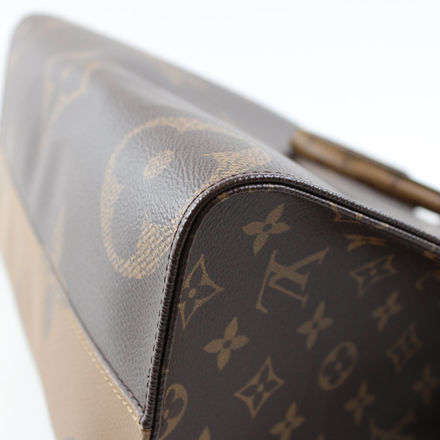 Louis Vuitton On The Go MM