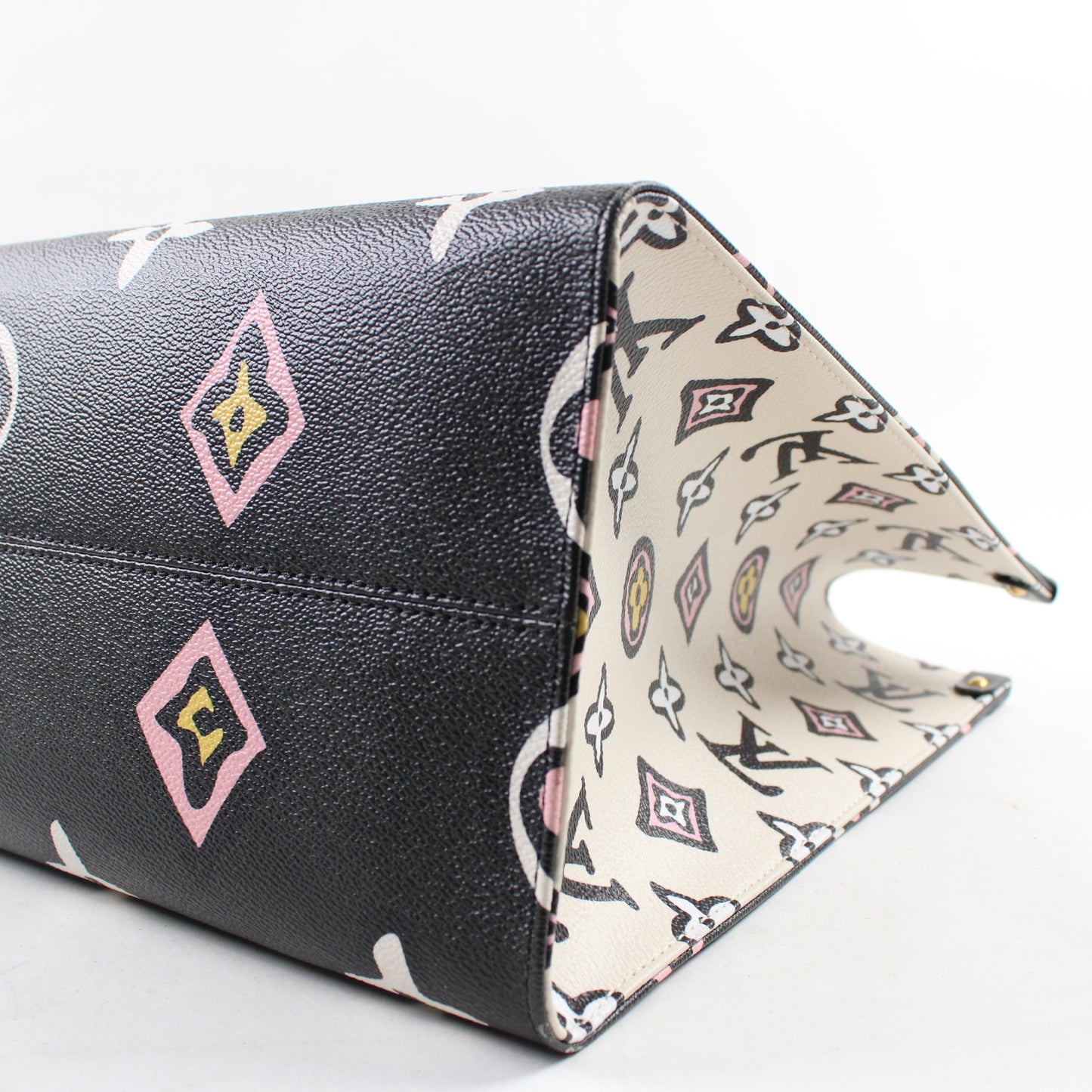 Louis Vuitton OnTheGo GM Wild At Heart