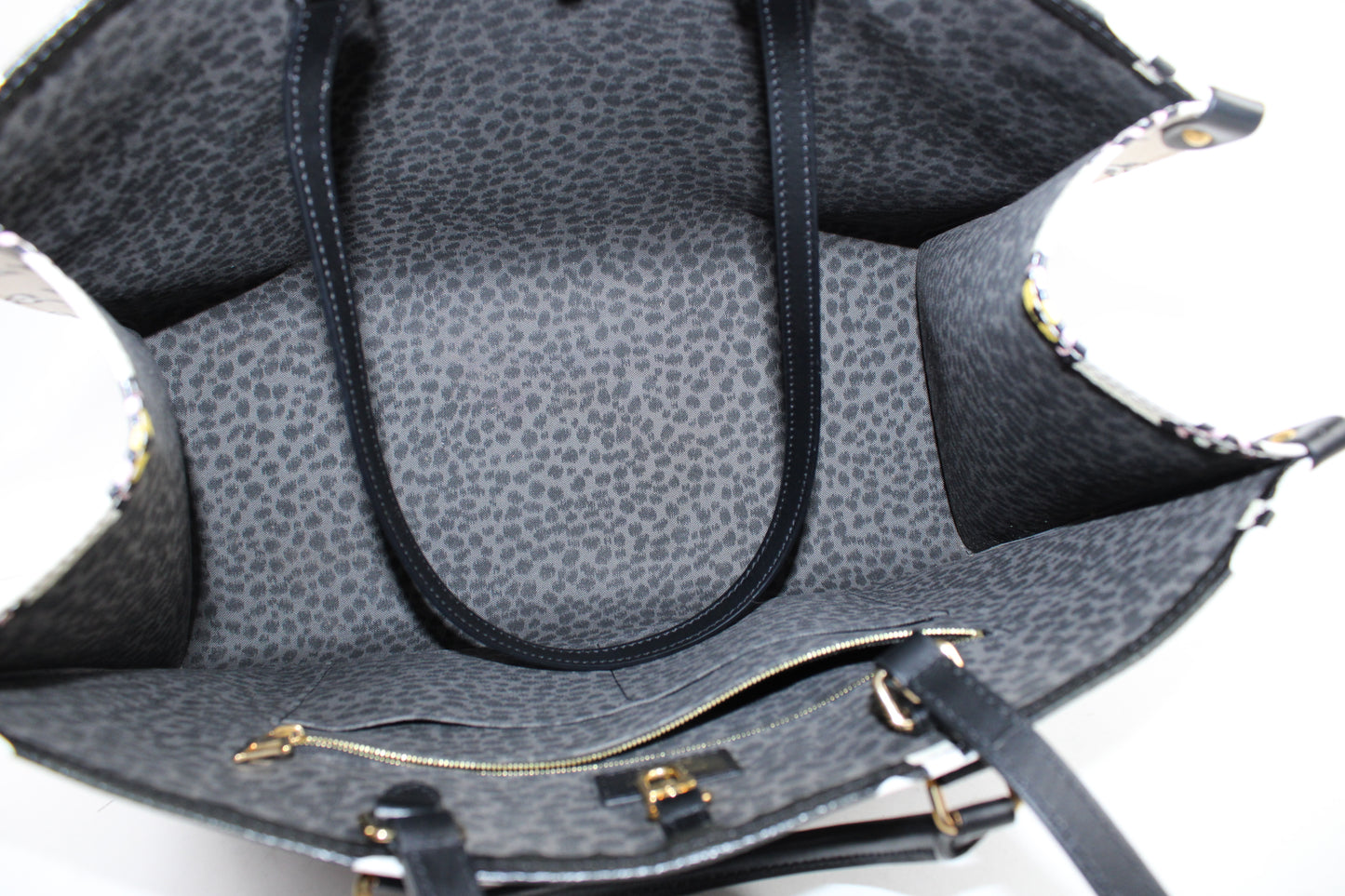 Louis Vuitton OnTheGo GM Wild At Heart