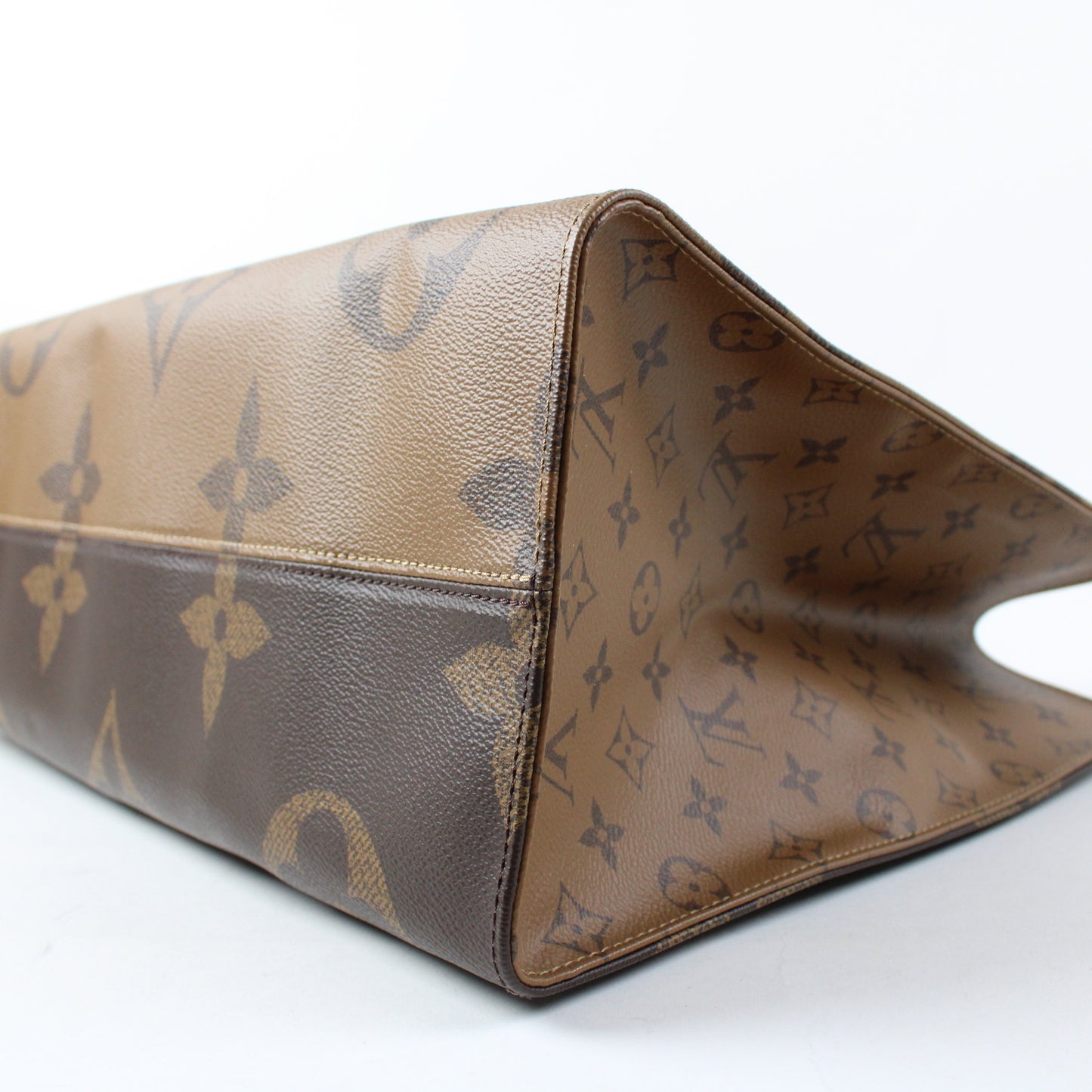 Louis Vuitton On The Go GM