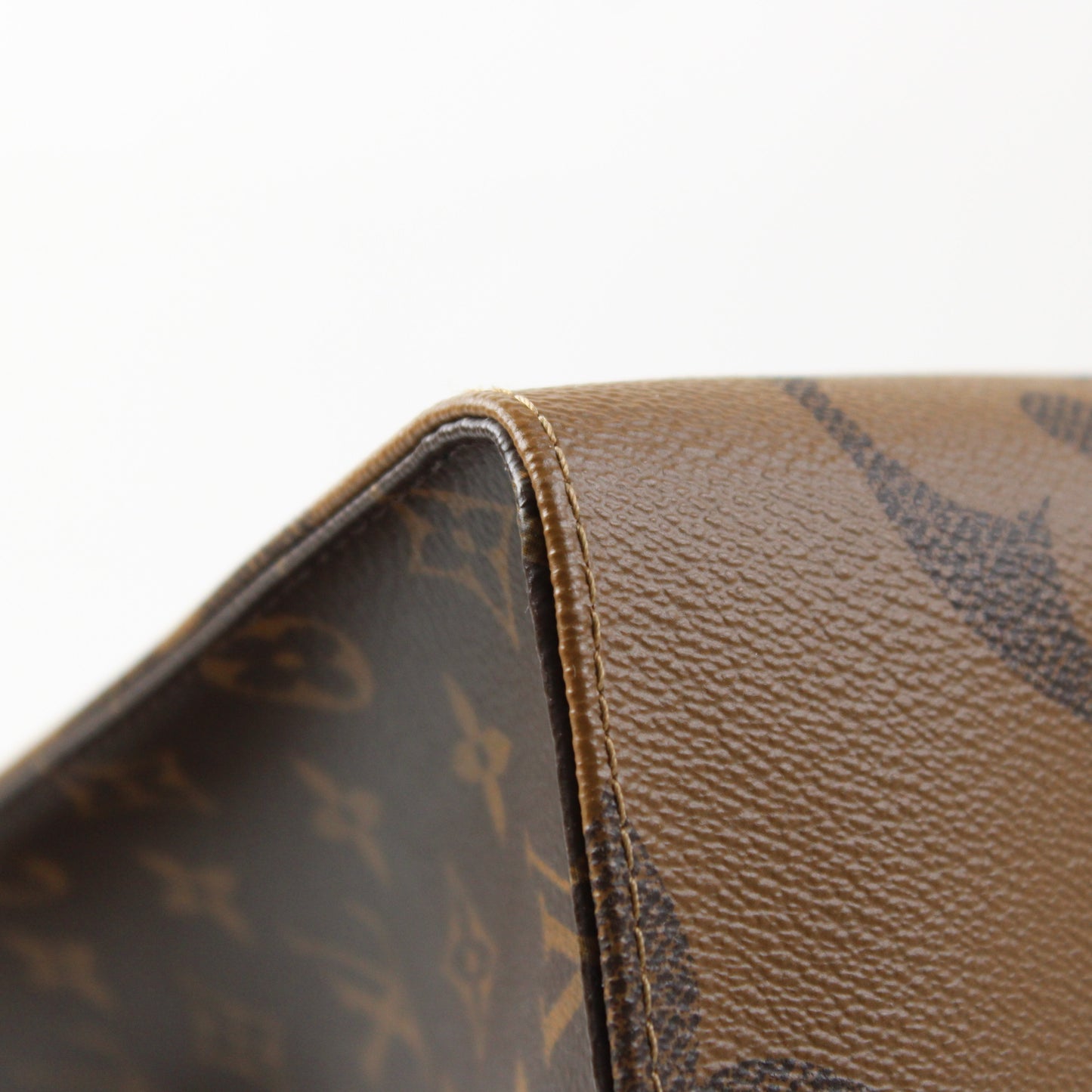 Louis Vuitton On The Go GM