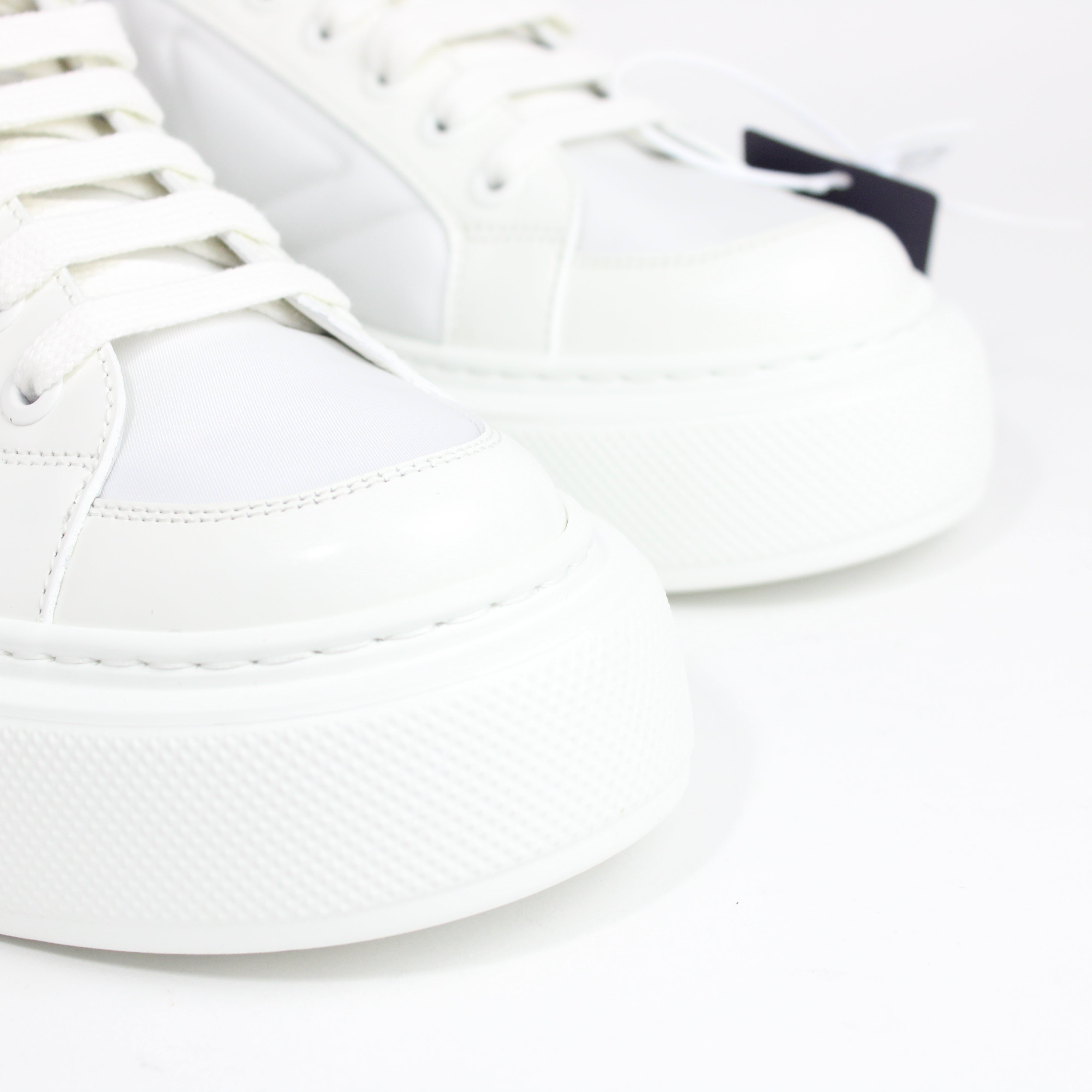 Prada Macro Re-Nylon Sneakers Taglia 40