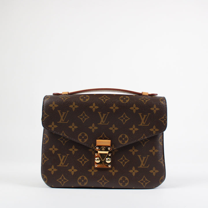 Louis Vuitton Metis Clutch