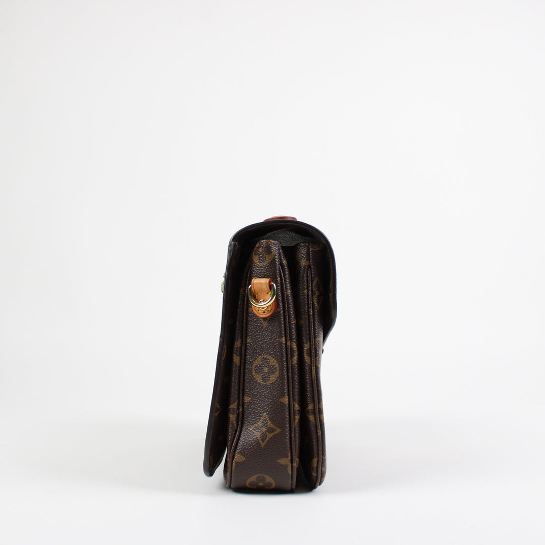 Louis Vuitton Metis Clutch