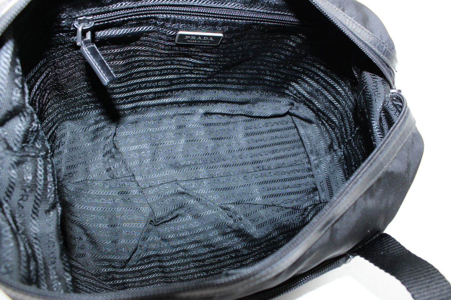 Prada Borsa A Mano In Nylon