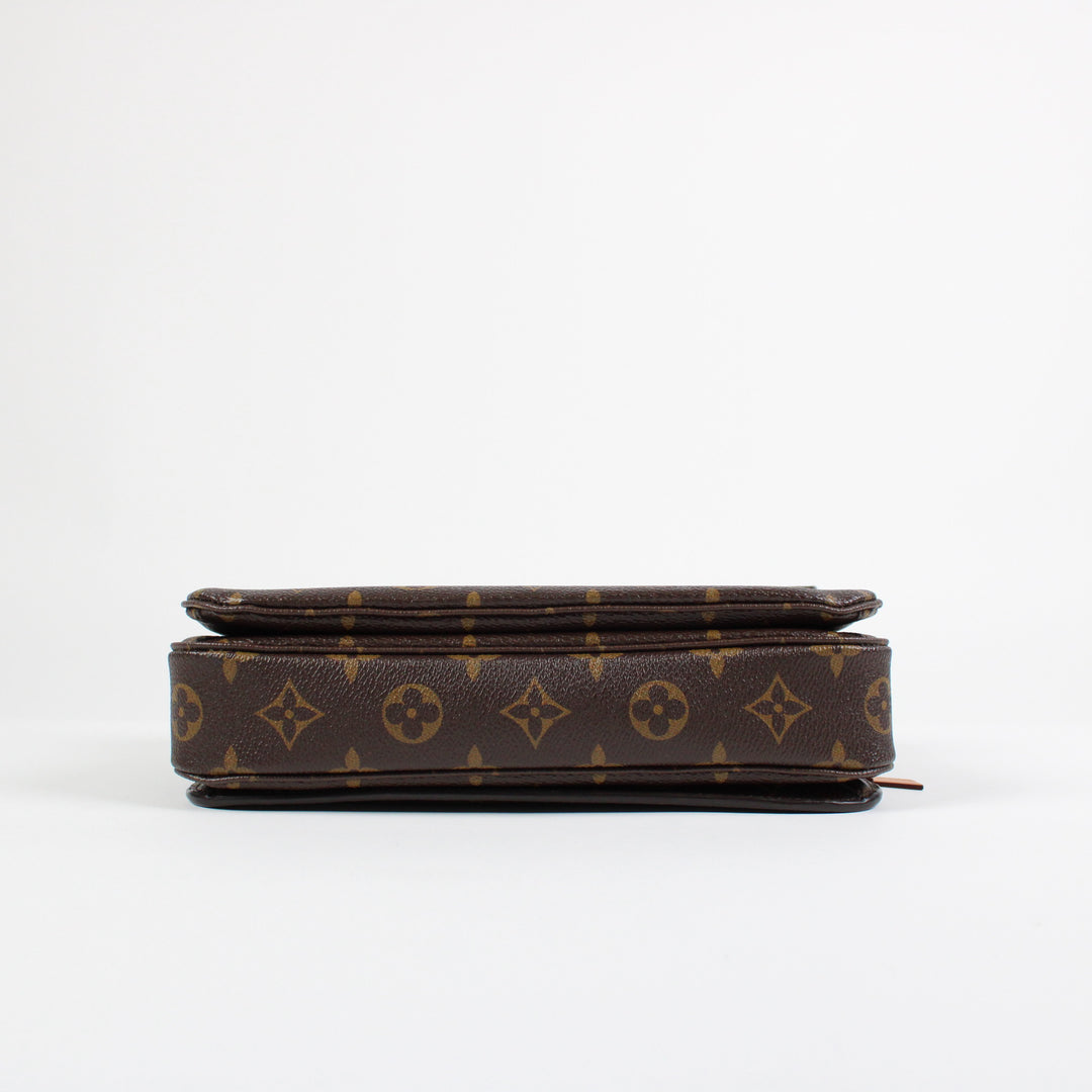 Louis Vuitton Metis Clutch