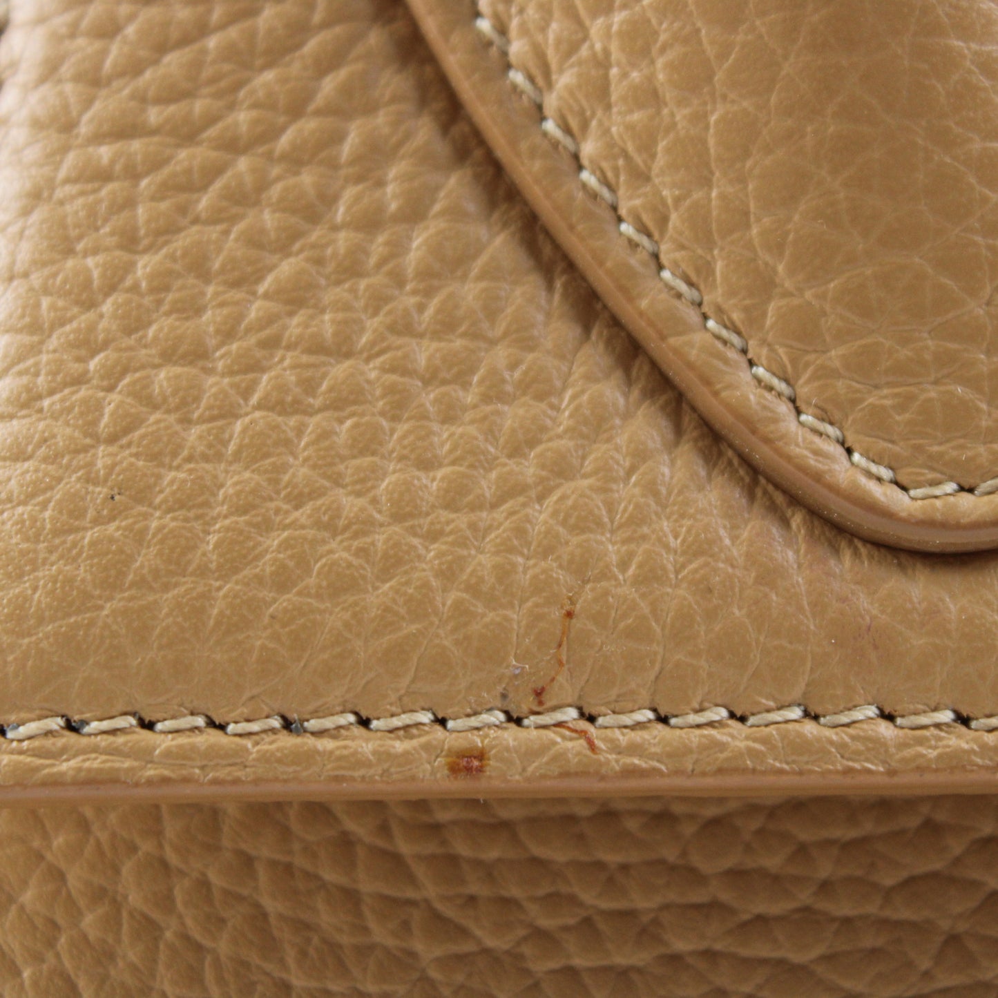 Jacquemus Le Grand Chiquito