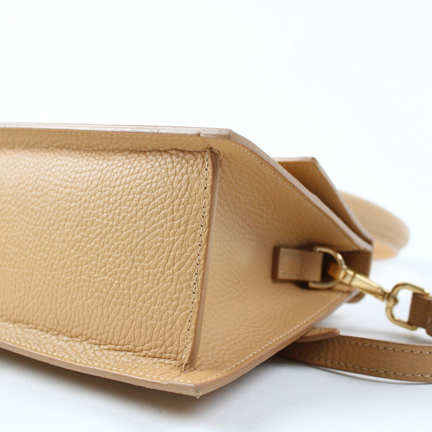 Jacquemus Le Grand Chiquito