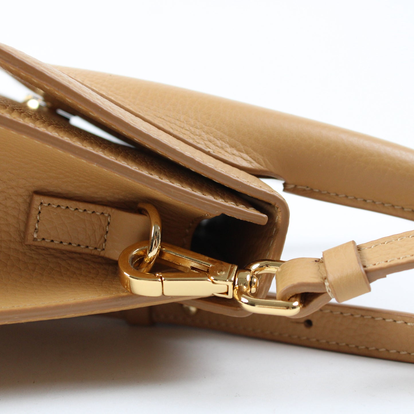 Jacquemus Le Grand Chiquito