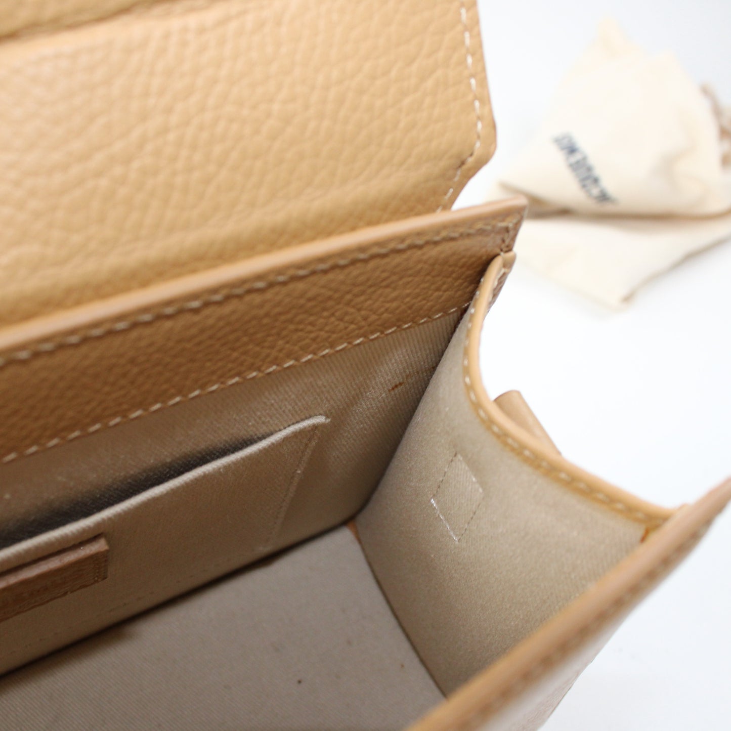 Jacquemus Le Grand Chiquito