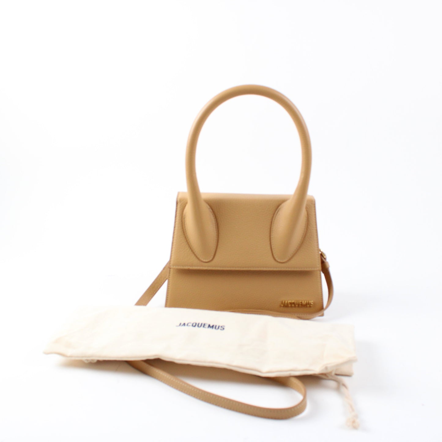 Jacquemus Le Grand Chiquito