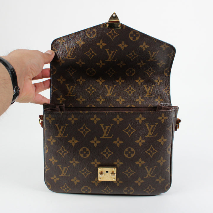 Louis Vuitton Pochette Metis