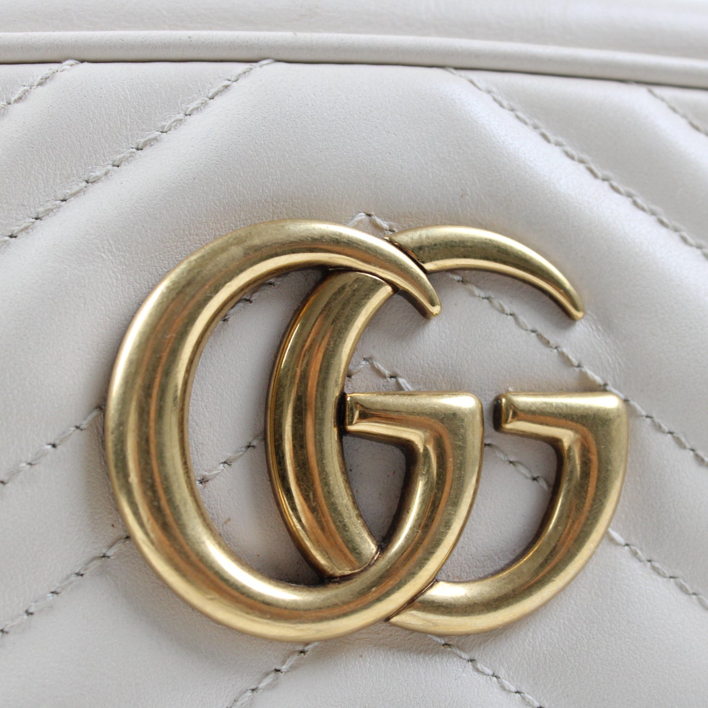 Gucci GG Marmont Camera Bag