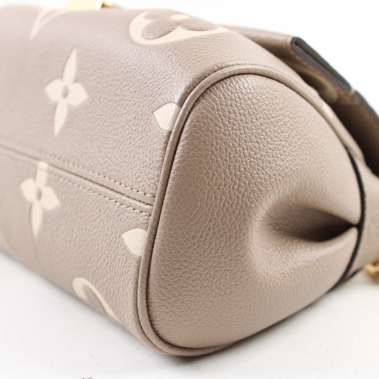 Louis Vuitton Pochette Favorite Empreinte Bicolore