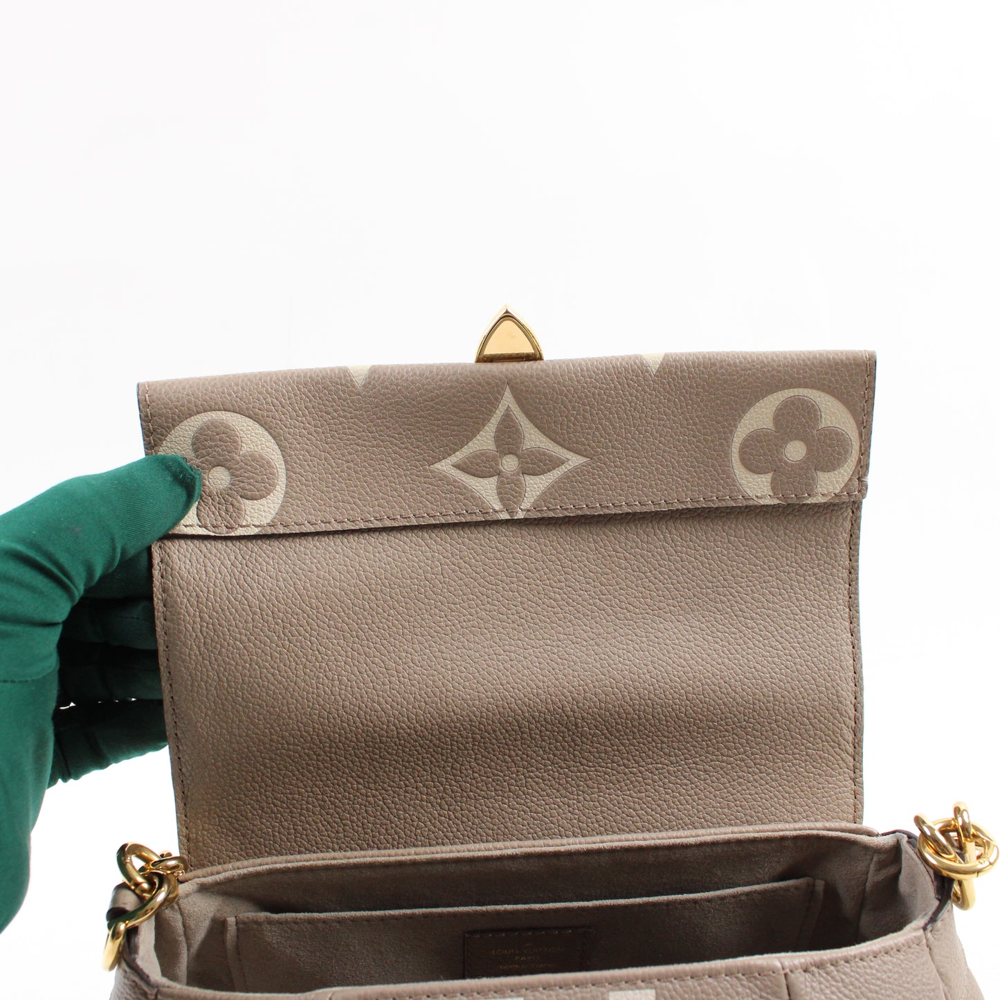 Louis Vuitton Pochette Favorite Empreinte Bicolore