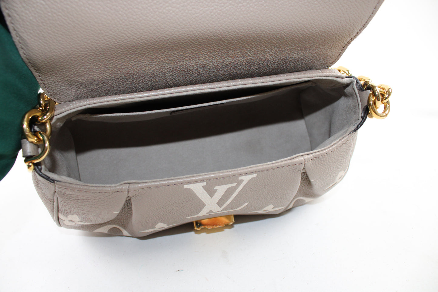 Louis Vuitton Pochette Favorite Empreinte Bicolore