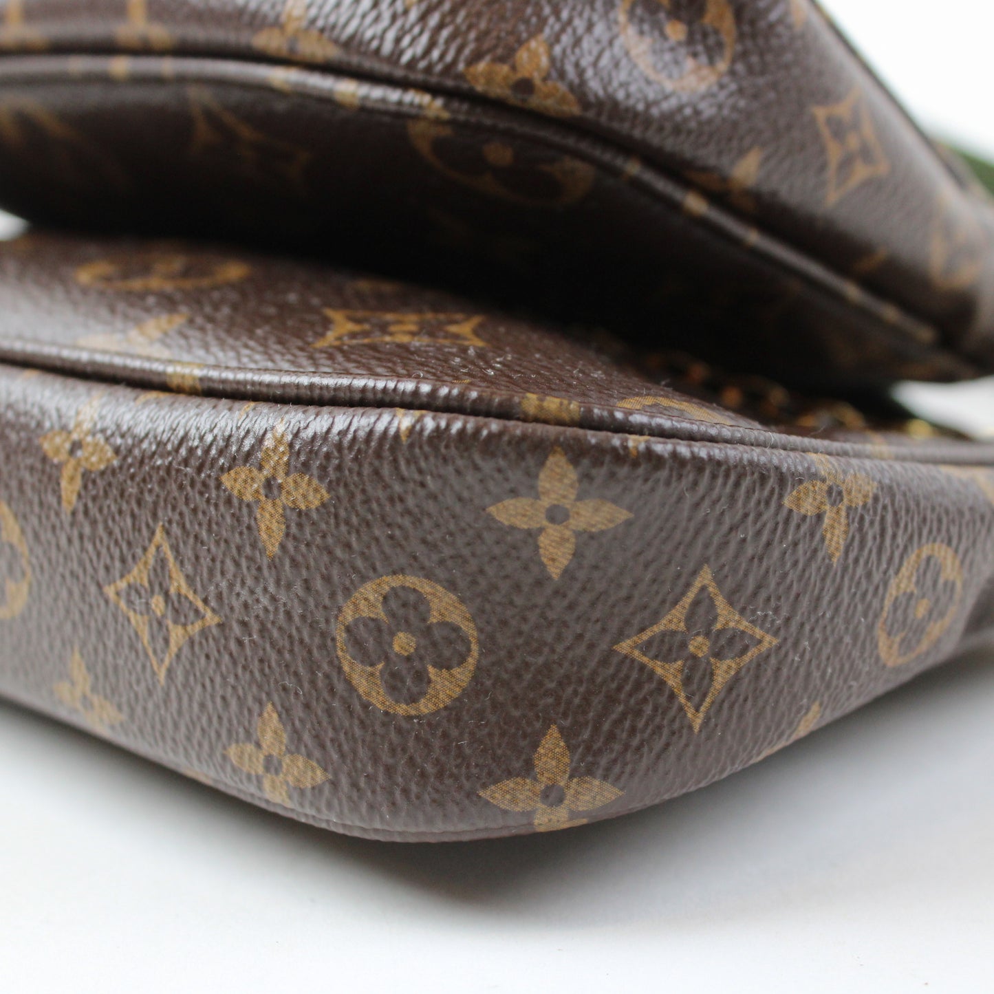Louis Vuitton Multipochette Accessories