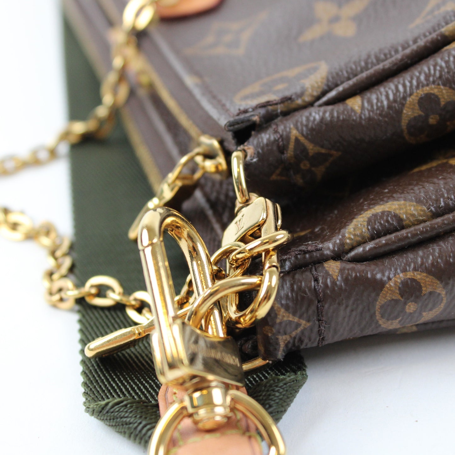 Louis Vuitton Multipochette Accessories