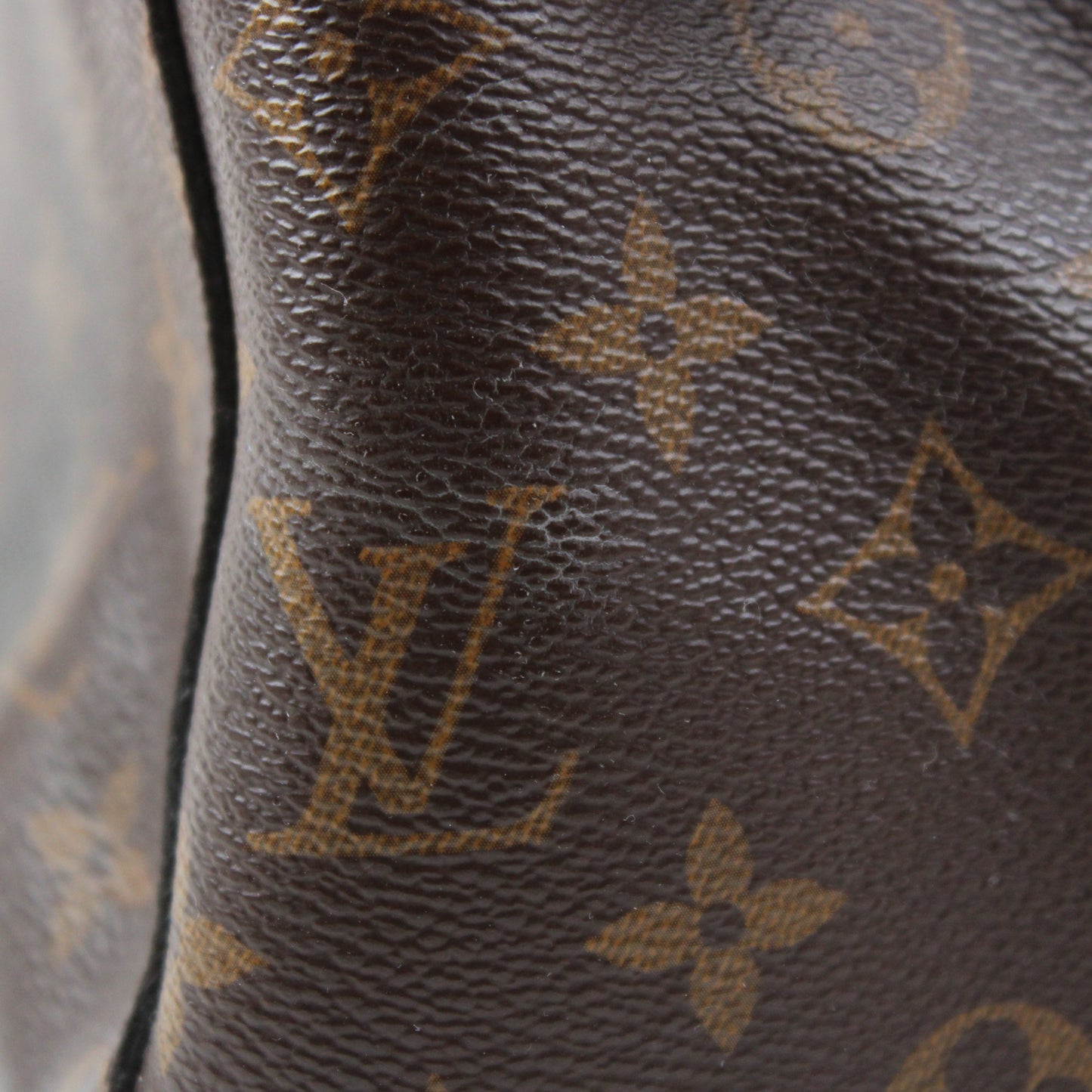 Louis Vuitton Montaigne BB