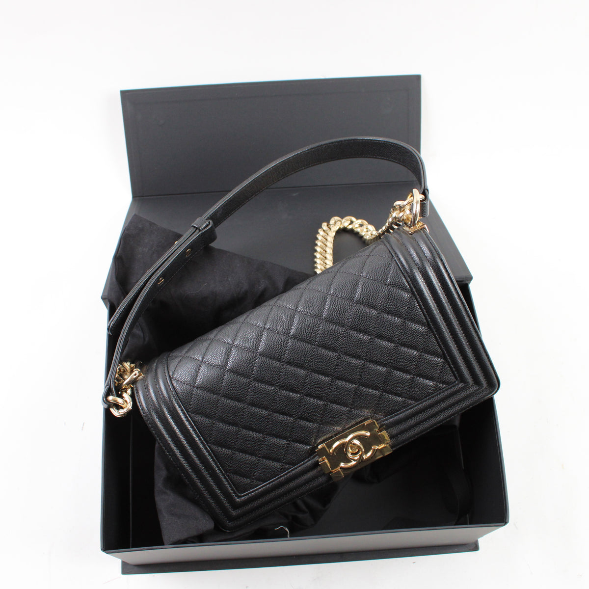 Chanel Boy Medium
