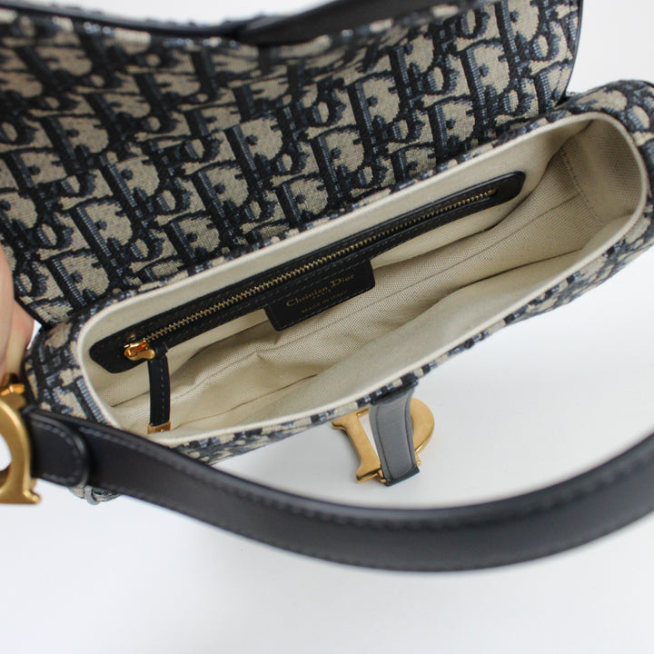 Christian Dior Saddle Monogram Media