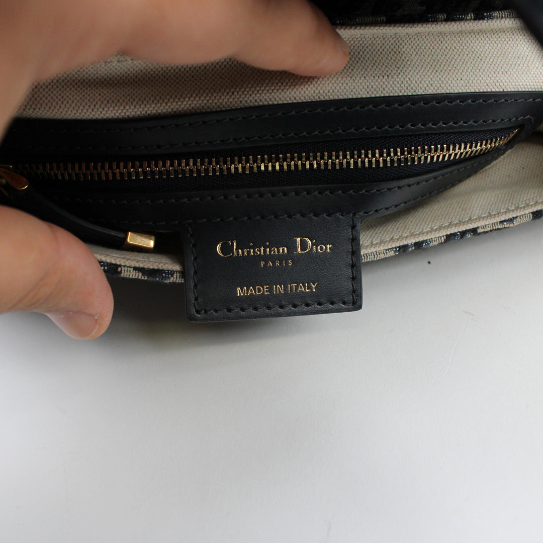 Christian Dior Saddle Monogram Media