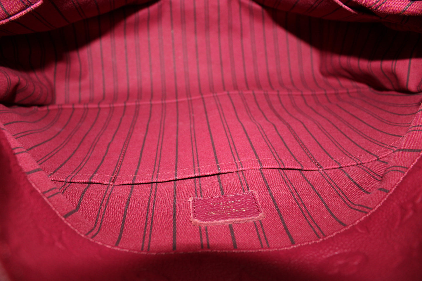 Louis Vuitton Artsy MM