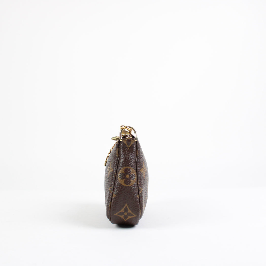 Louis Vuitton Mini Pochette Accessories