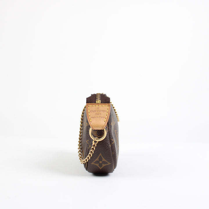 Louis Vuitton Mini Pochette Accessories
