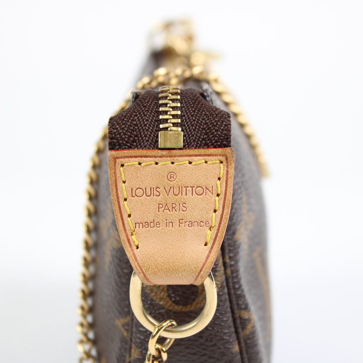 Louis Vuitton Mini Pochette Accessories