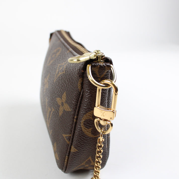 Louis Vuitton Mini Pochette Accessories