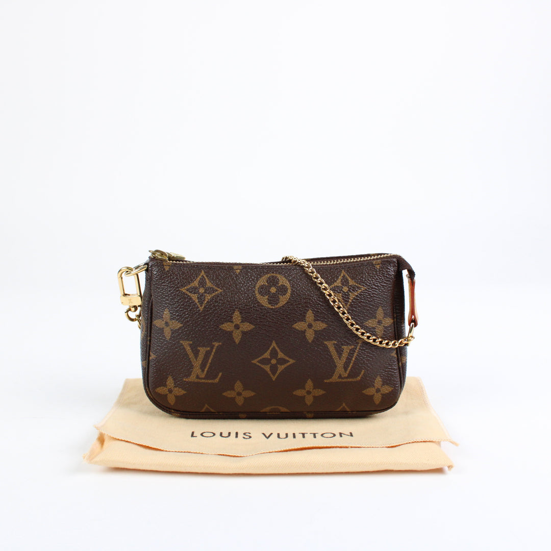 Louis Vuitton Mini Pochette Accessories