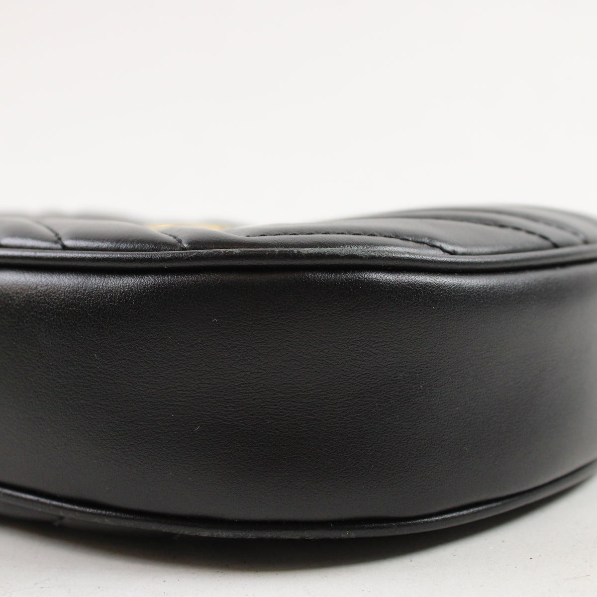 Gucci GG Marmont Mezzaluna