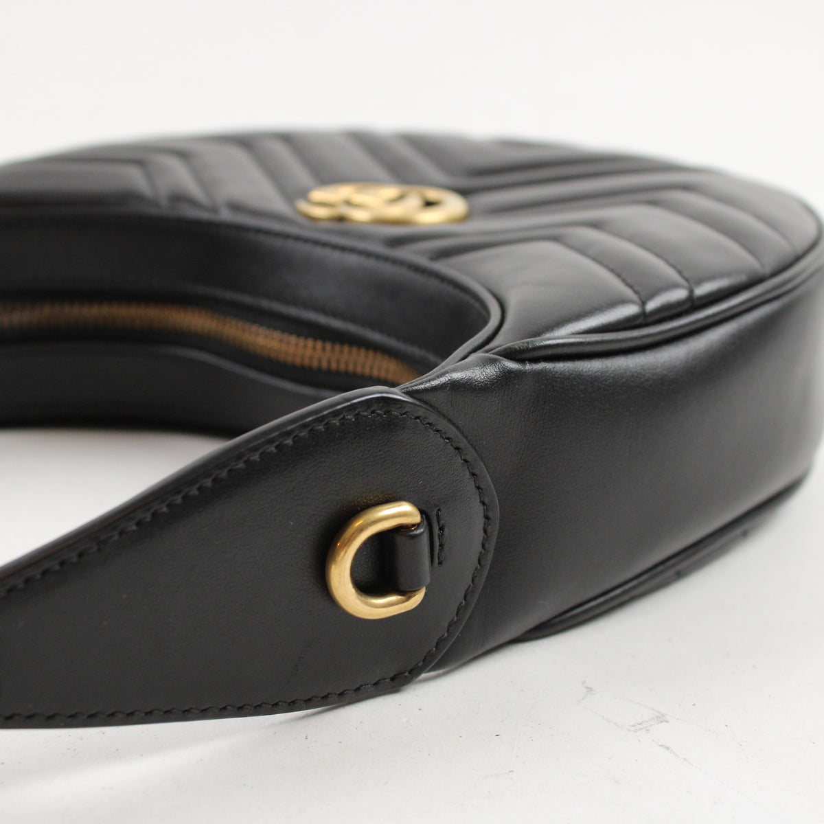 Gucci GG Marmont Mezzaluna