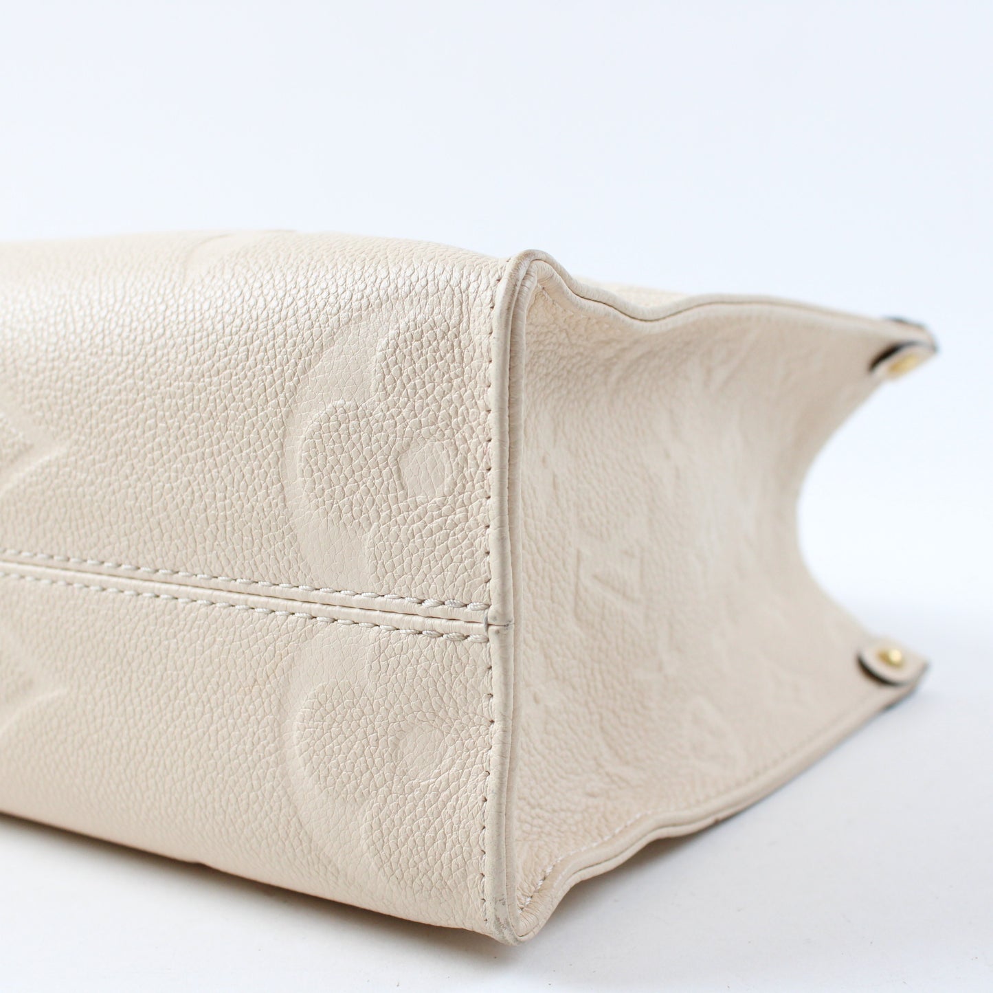 Louis Vuitton On The Go PM