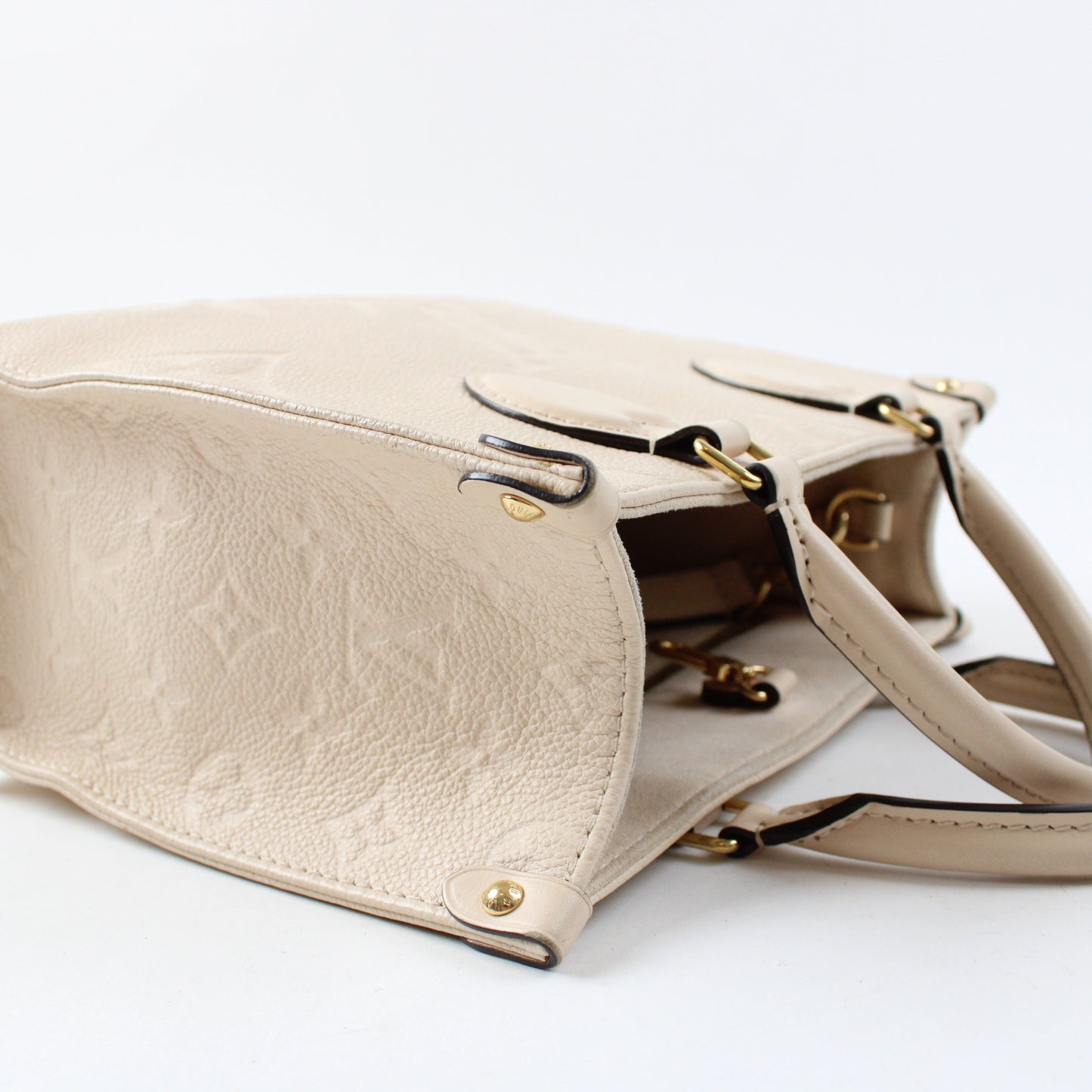 Louis Vuitton On The Go PM