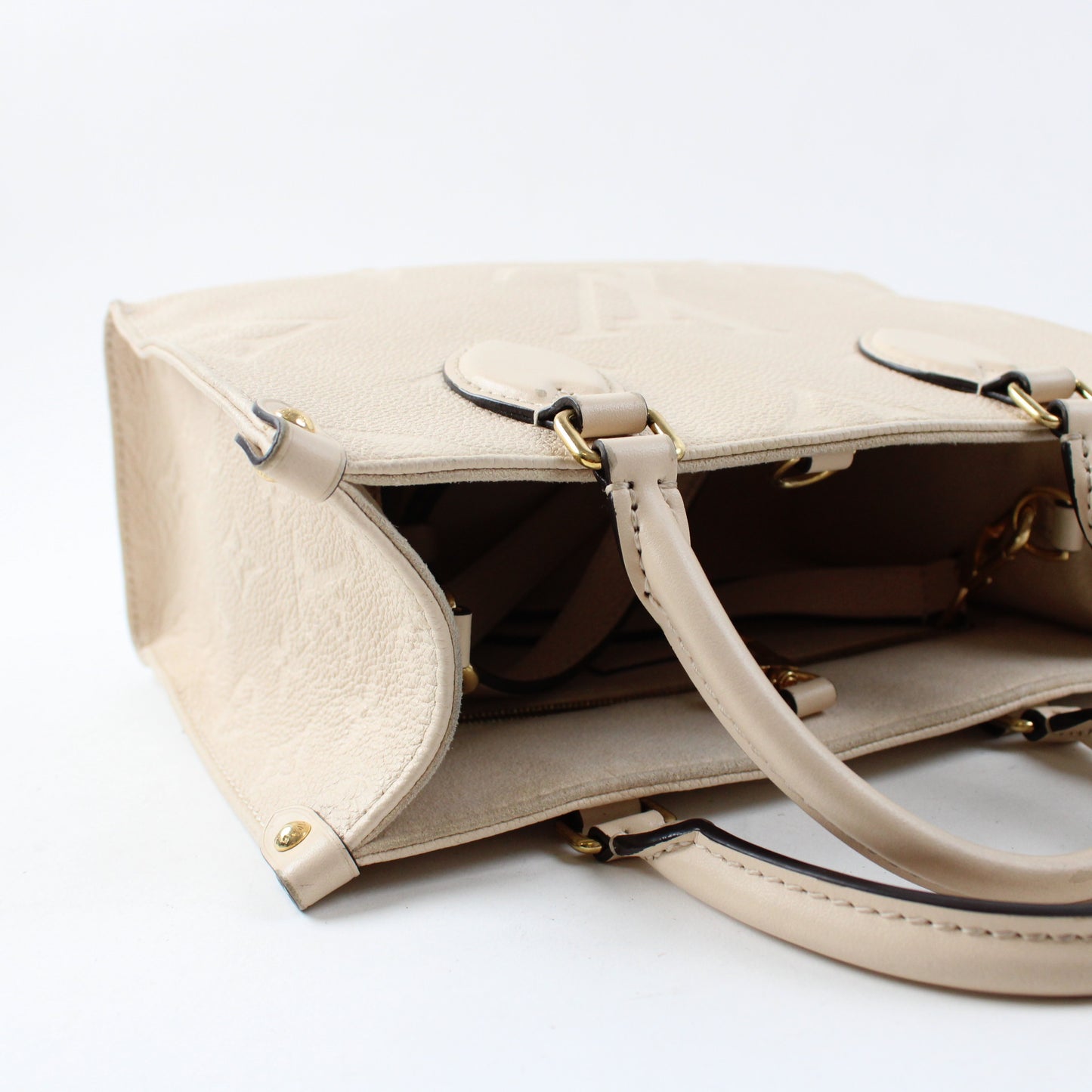 Louis Vuitton On The Go PM