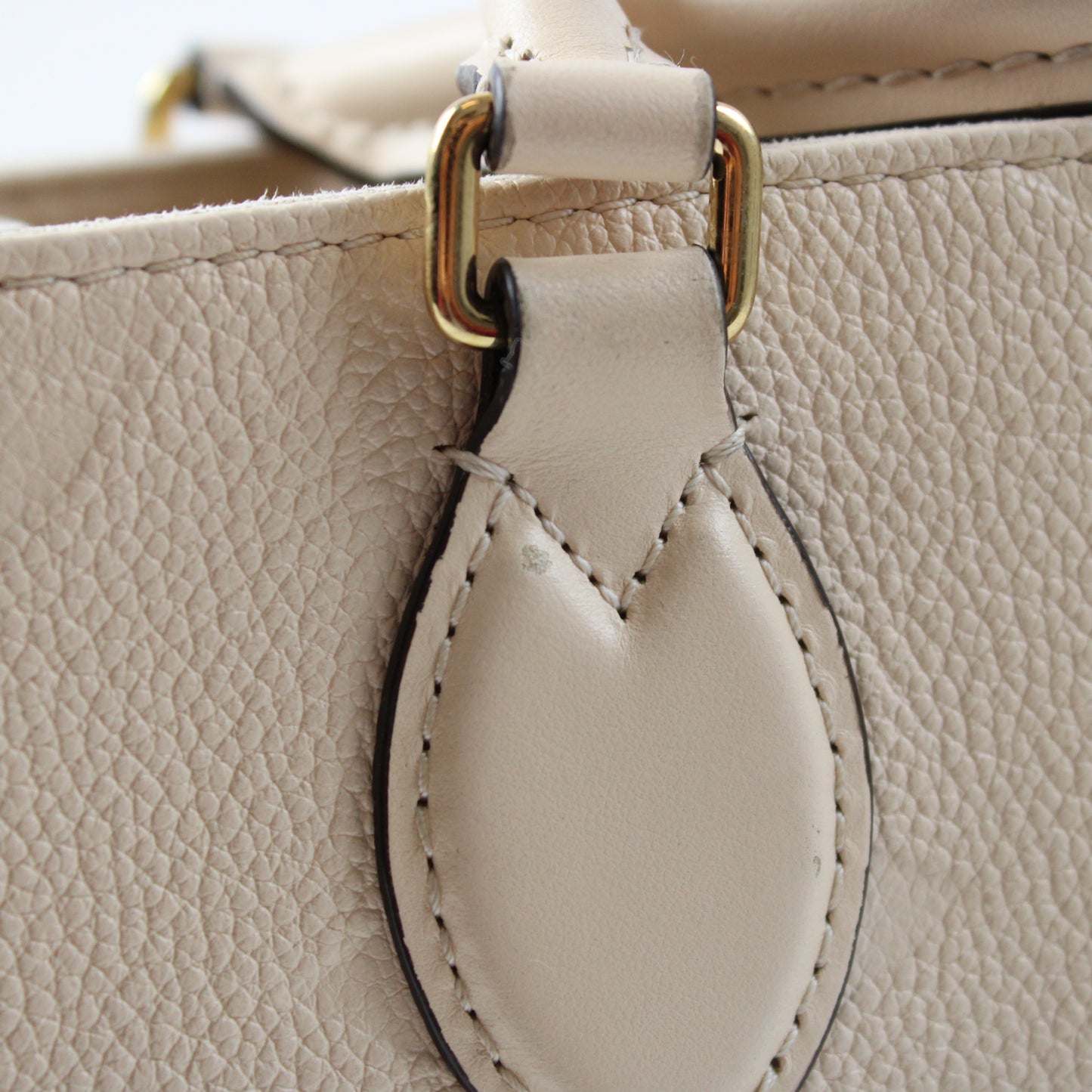 Louis Vuitton On The Go PM