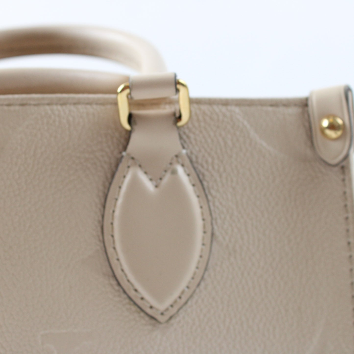 Louis Vuitton On The Go PM