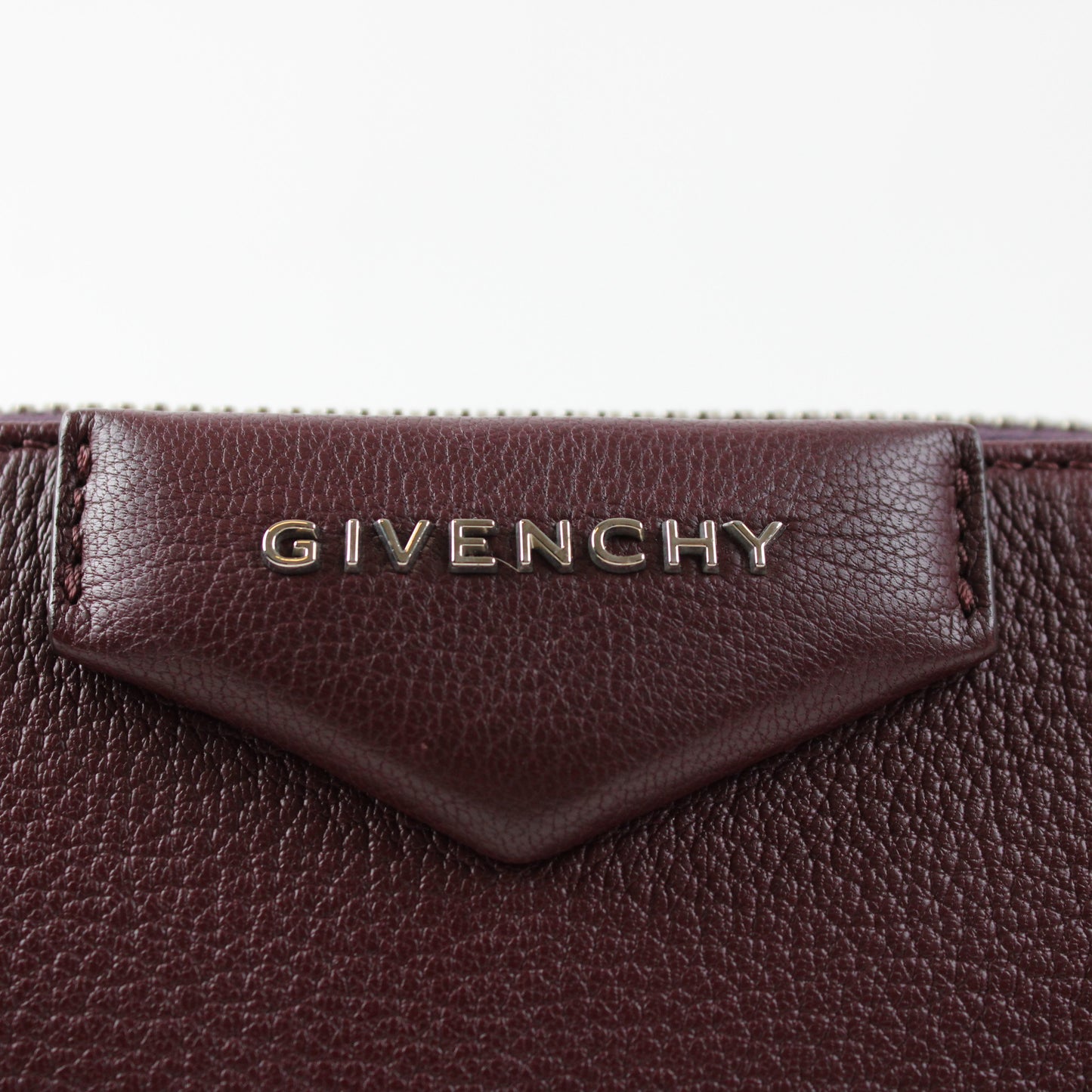 Givenchy Pochette Antigona