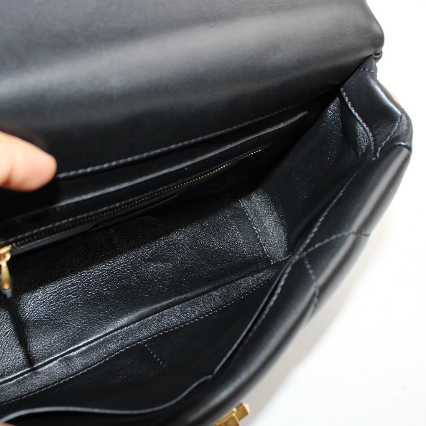 Valentino Garavani Roman Stud Media